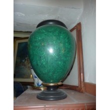 Porcelain vase green By Mangani